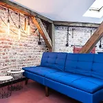1-Bedroom Apartment With An Ac - Dietla 51 Street